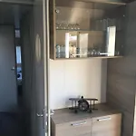 Linge Literie Et Toilette Fournis, Un Grand Confort, A Cote Ou A 5 Minutes Des Piscines Tous 3 Grande Terrasse Couverte Kemping