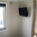 Linge Literie Et Toilette Fournis, Un Grand Confort, A Cote Ou A 5 Minutes Des Piscines Tous 3 Grande Terrasse Couverte Kemping *