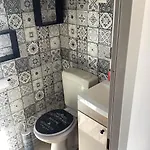 Linge Literie Et Toilette Fournis, Un Grand Confort, A Cote Ou A 5 Minutes Des Piscines Tous 3 Grande Terrasse Couverte