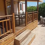 Linge Literie Et Toilette Fournis, Un Grand Confort, A Cote Ou A 5 Minutes Des Piscines Tous 3 Grande Terrasse Couverte Kemping *