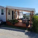 Linge Literie Et Toilette Fournis, Un Grand Confort, A Cote Ou A 5 Minutes Des Piscines Tous 3 Grande Terrasse Couverte Kemping *
