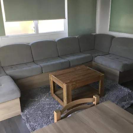 Linge Literie Et Toilette Fournis, Un Grand Confort, A Cote Ou A 5 Minutes Des Piscines Tous 3 Grande Terrasse Couverte * Fréjus