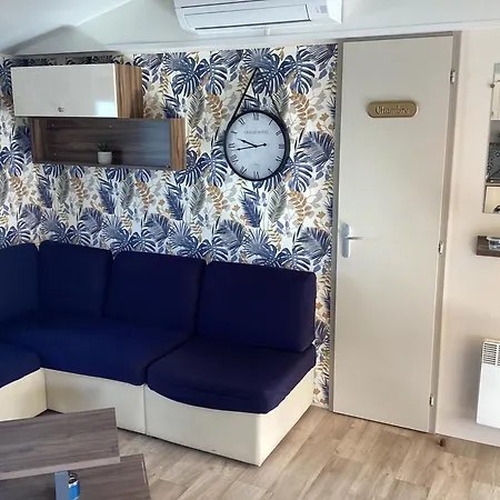 Linge Literie Et Toilette Fournis, Un Grand Confort, A Cote Ou A 5 Minutes Des Piscines Tous 3 Grande Terrasse Couverte Camping *