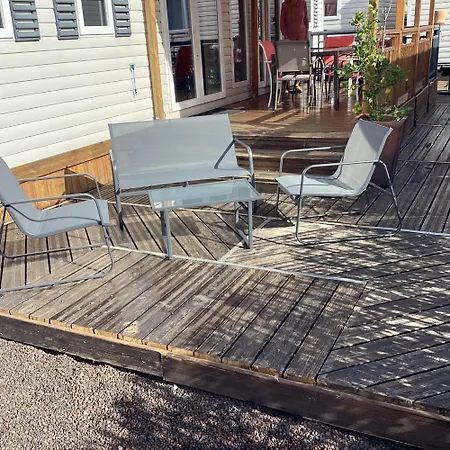 Camping Linge Literie Et Toilette Fournis, Un Grand Confort, A Cote Ou A 5 Minutes Des Piscines Tous 3 Grande Terrasse Couverte